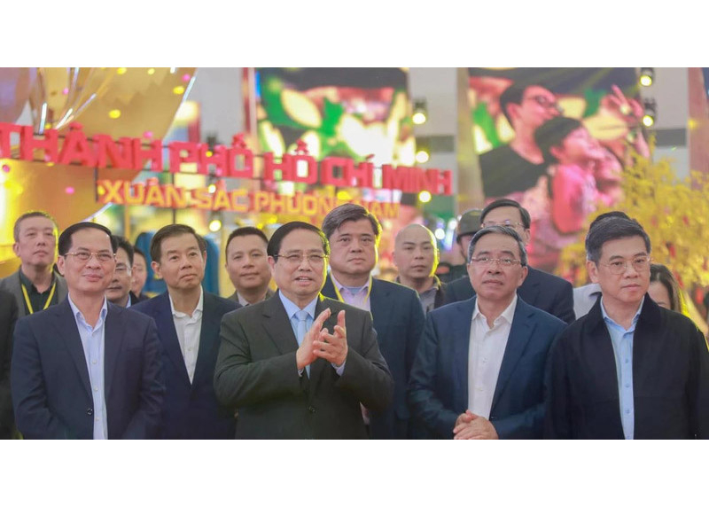 PM Pham Minh Chinh attends final rehearsal for opening ceremony of first Spring Fair 2026
