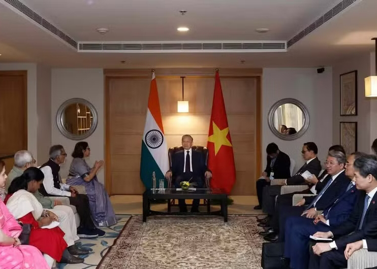 Top Vietnamese leader receives President of India-Viet Nam Friendship Association