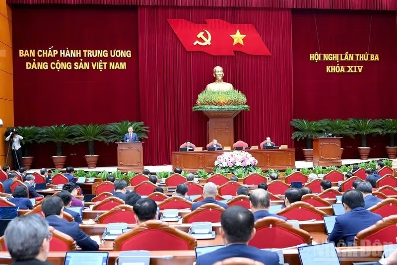 Party Central Committee's third meeting opens in Ha Noi