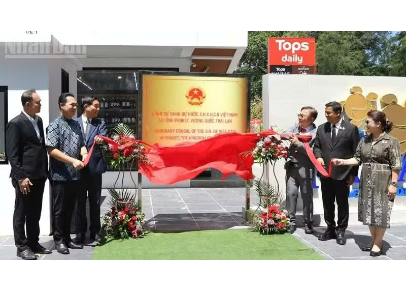 Viet Nam opens first honorary consulate in Phuket