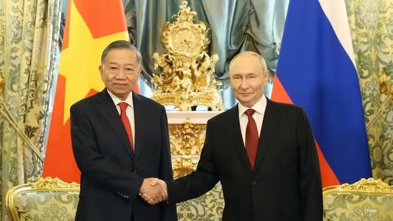 Viet Nam, Russia agree on major orientations for advancing relations