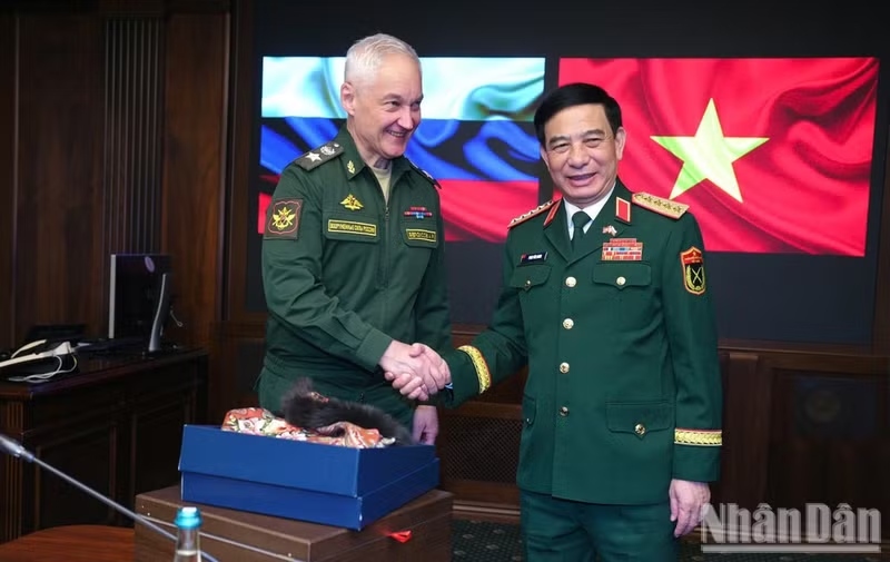 Viet Nam, Russia promote defence cooperation