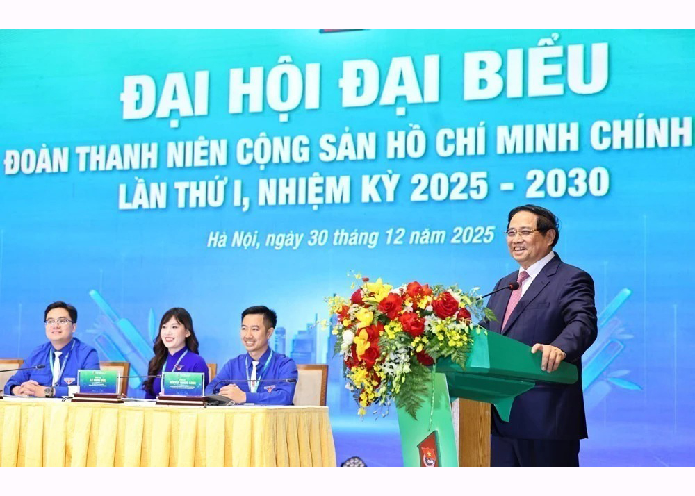 PM urges enabling environment for youth development