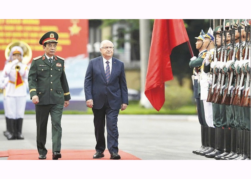 Maintaining a peaceful environment, strengthening trust, elevating Viet Nam’s defence standing